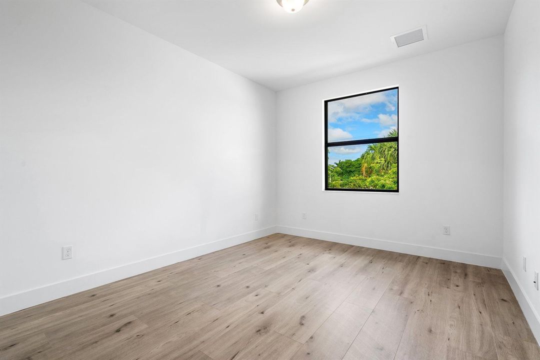 028-4455EAquaBellaLn-FtLauderdale-FL-333