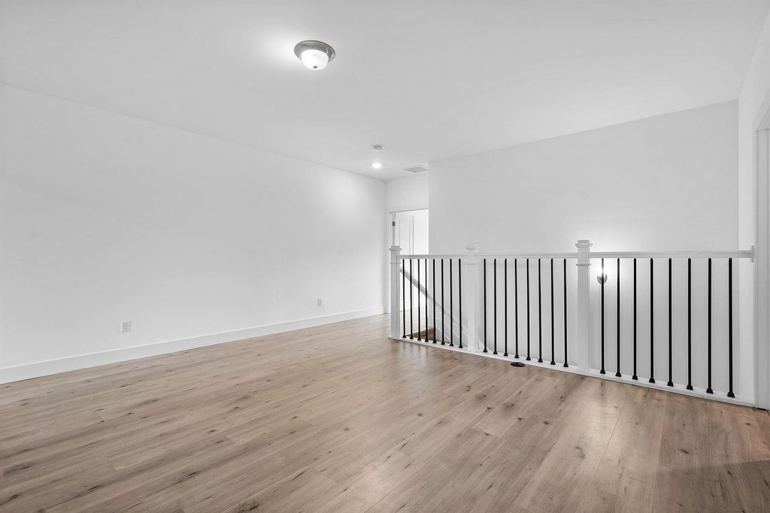 024-4455EAquaBellaLn-FtLauderdale-FL-333