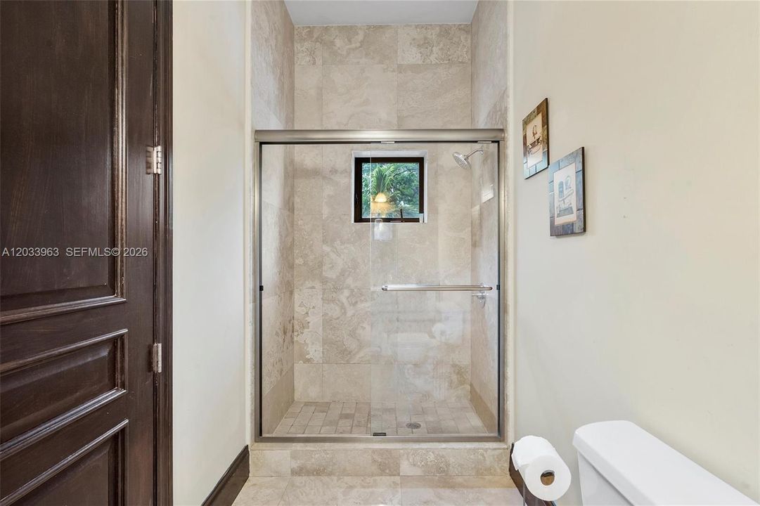 For Sale: $3,790,000 (5 beds, 4 baths, 4545 Square Feet)