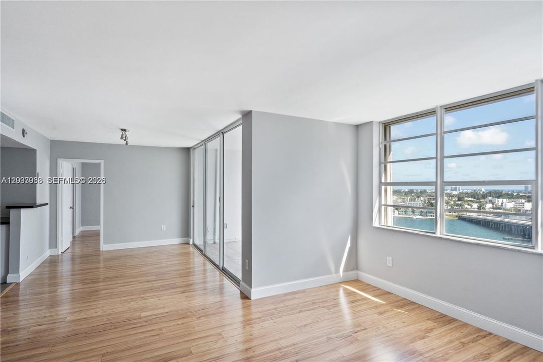 For Rent: $3,375 (2 beds, 2 baths, 1509 Square Feet)