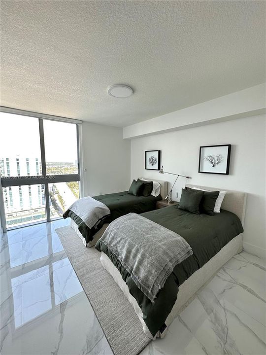 For Sale: $2,100,000 (3 beds, 3 baths, 1892 Square Feet)