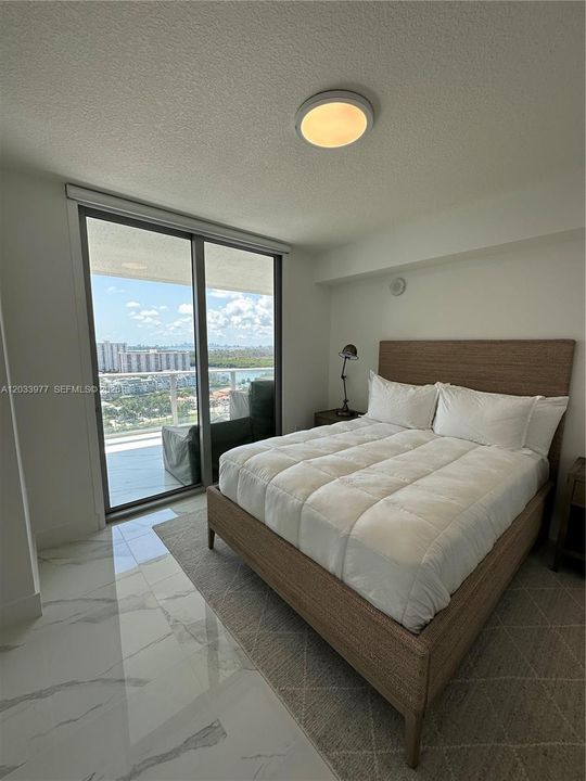 For Sale: $2,100,000 (3 beds, 3 baths, 1892 Square Feet)