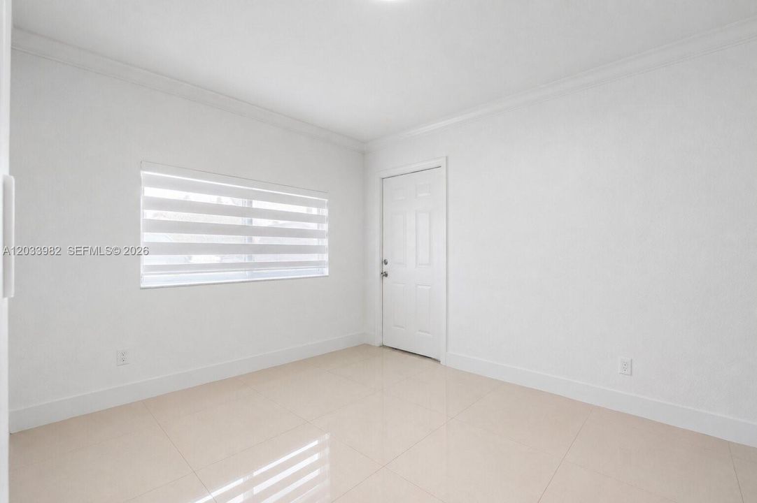 В аренду: $7,695 (4 спален, 3 ванн, 2239 Квадратных фут)