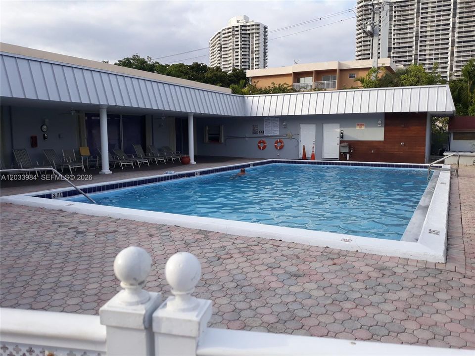 En Renta: $1,550 (1 camas, 1 baños, 812 Pies cuadrados)