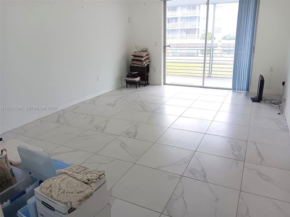 En Renta: $1,550 (1 camas, 1 baños, 812 Pies cuadrados)