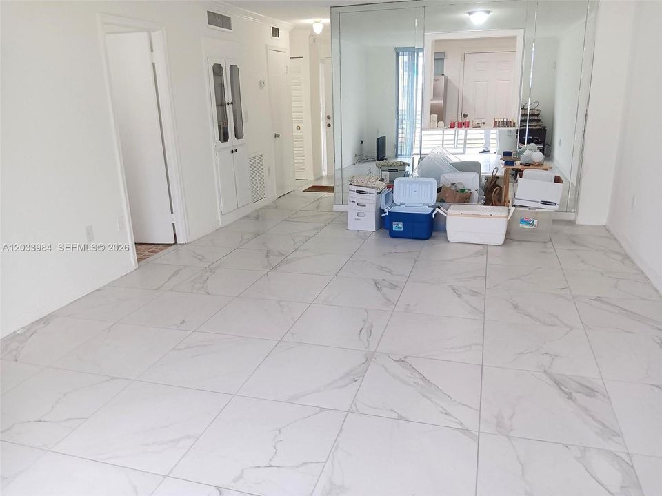 En Renta: $1,550 (1 camas, 1 baños, 812 Pies cuadrados)