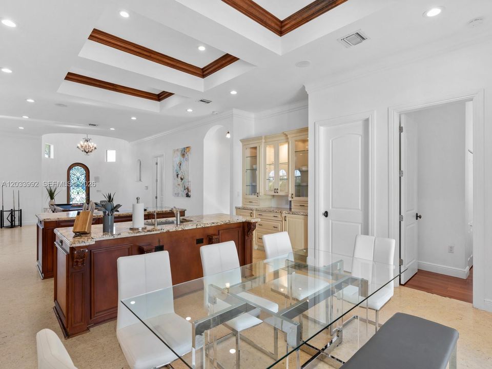 For Sale: $1,999,999 (5 beds, 3 baths, 2020 Square Feet)