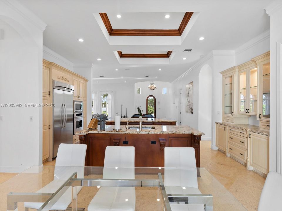 For Sale: $1,999,999 (5 beds, 3 baths, 2020 Square Feet)