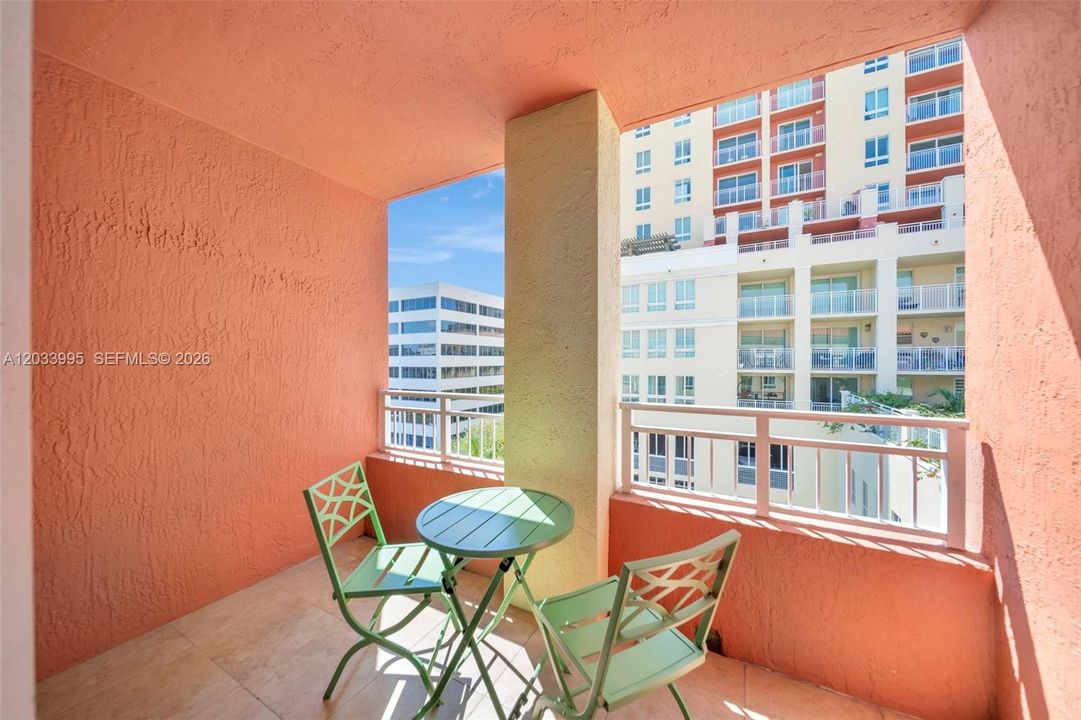 For Rent: $3,300 (2 beds, 2 baths, 1216 Square Feet)