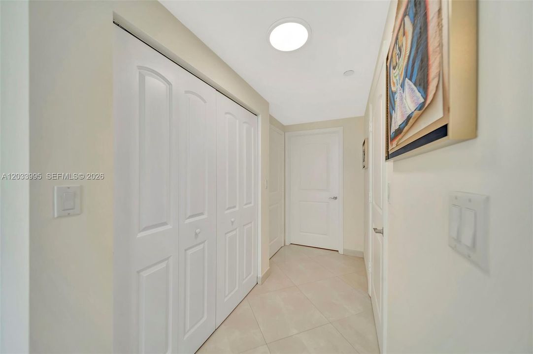 For Rent: $3,300 (2 beds, 2 baths, 1216 Square Feet)
