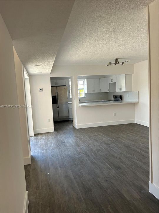 For Rent: $3,000 (3 beds, 3 baths, 1232 Square Feet)