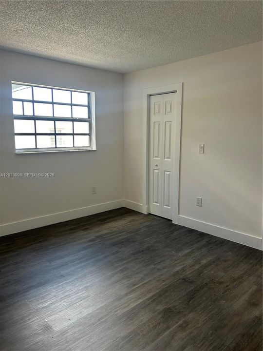 For Rent: $3,000 (3 beds, 3 baths, 1232 Square Feet)