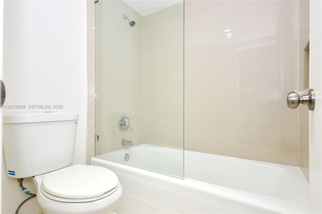 Master Suite 1Bathroom
