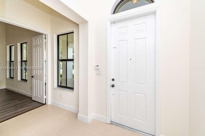 For Sale: $1,300,000 (4 beds, 3 baths, 3076 Square Feet)