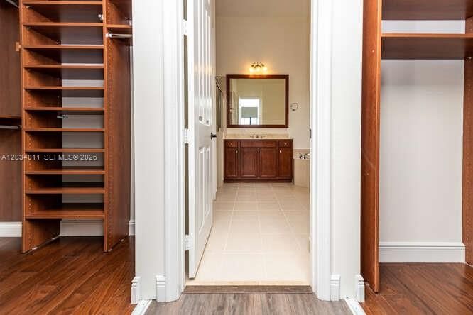 For Sale: $1,300,000 (4 beds, 3 baths, 3076 Square Feet)