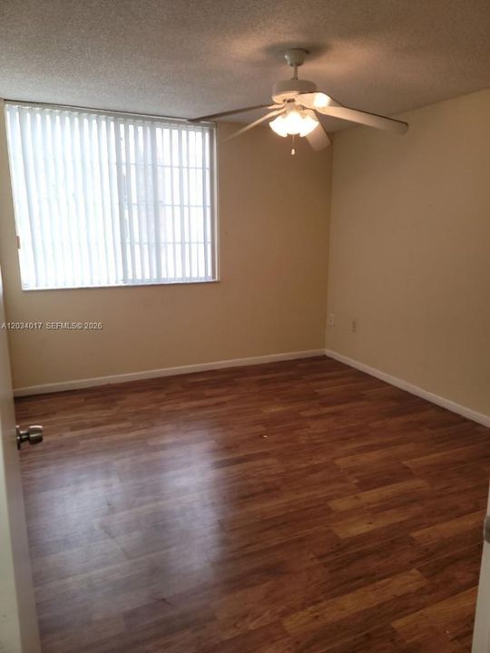For Rent: $2,300 (3 beds, 2 baths, 0 Square Feet)