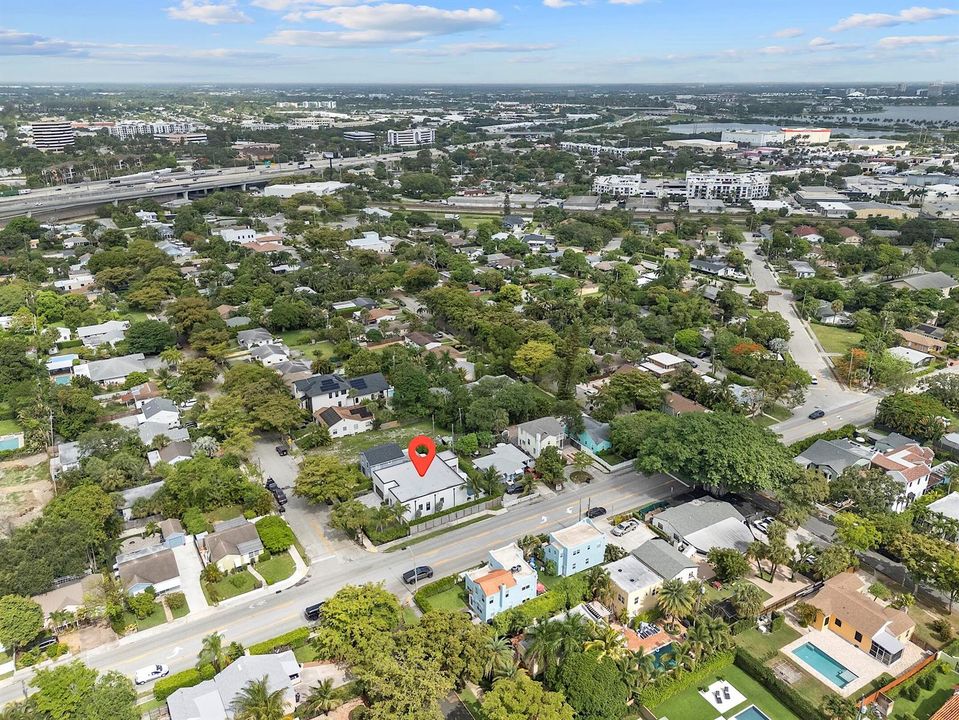 901 Upland Rd - 003