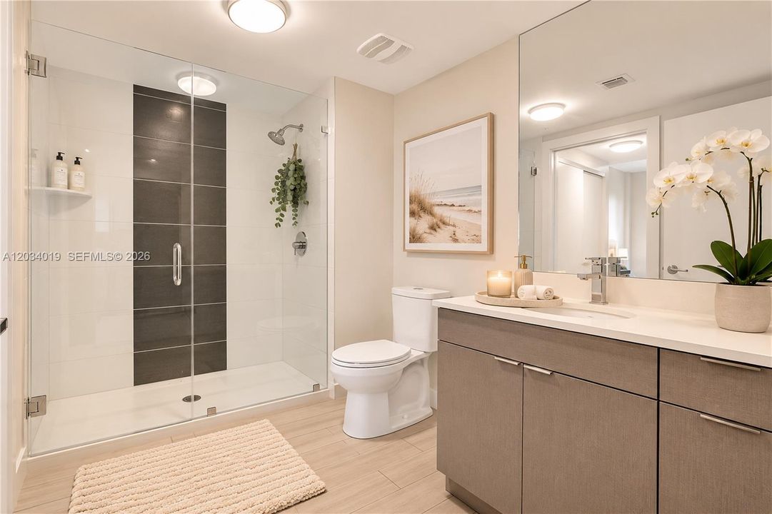 En Venta: $479,000 (2 camas, 2 baños, 814 Pies cuadrados)