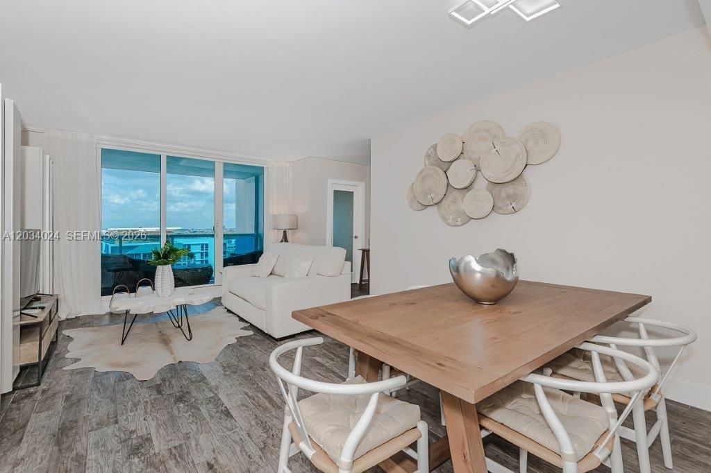 For Rent: $11,900 (2 beds, 2 baths, 1180 Square Feet)