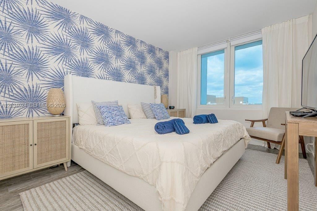 For Rent: $11,900 (2 beds, 2 baths, 1180 Square Feet)