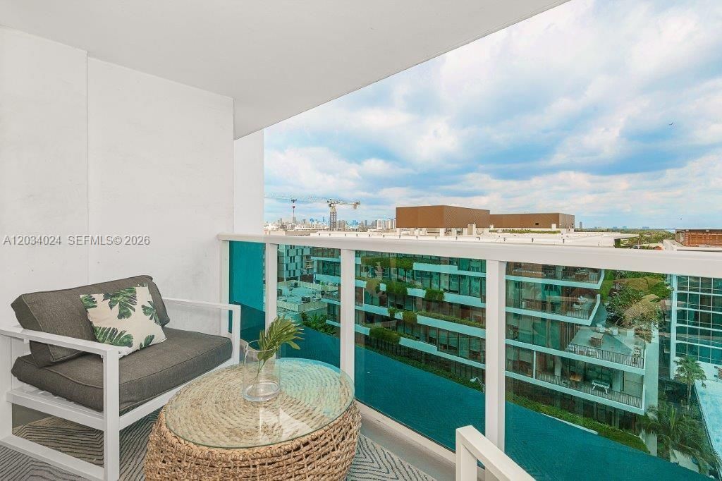 For Rent: $11,900 (2 beds, 2 baths, 1180 Square Feet)