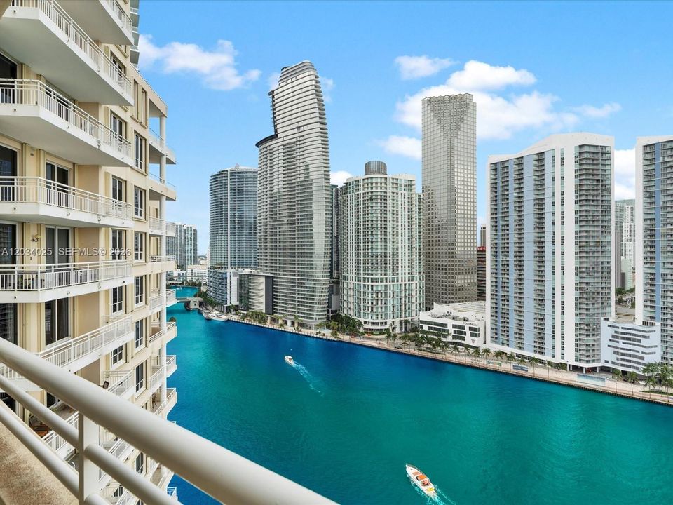 For Rent: $5,000 (2 beds, 2 baths, 1310 Square Feet)