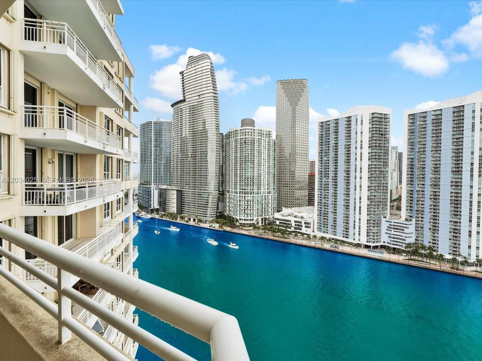 For Rent: $5,000 (2 beds, 2 baths, 1310 Square Feet)