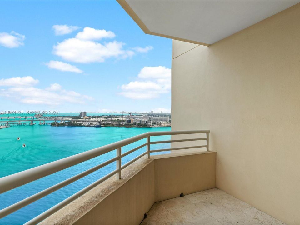 For Rent: $5,000 (2 beds, 2 baths, 1310 Square Feet)