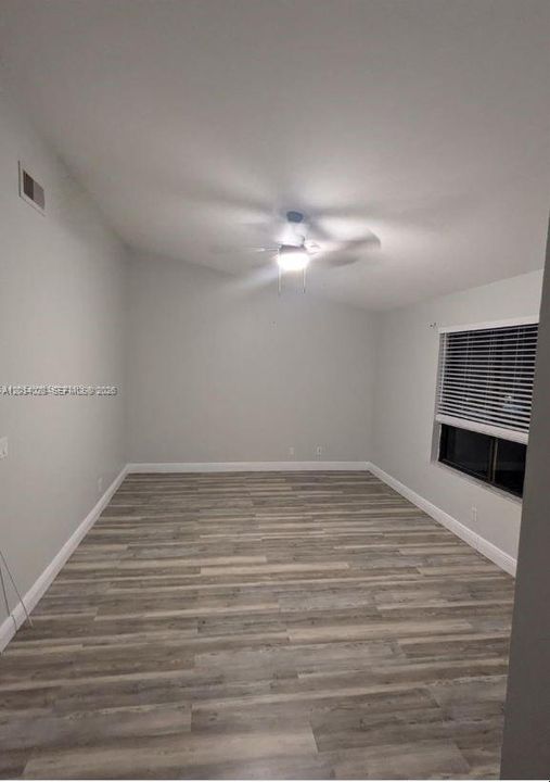 For Sale: $370,000 (3 beds, 2 baths, 1587 Square Feet)