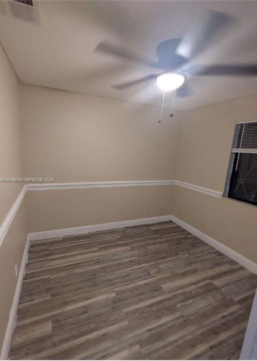 For Sale: $370,000 (3 beds, 2 baths, 1587 Square Feet)