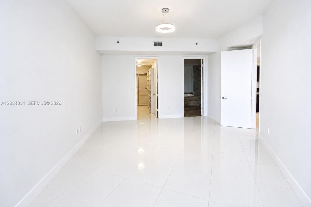 For Sale: $1,365,000 (2 beds, 2 baths, 1847 Square Feet)