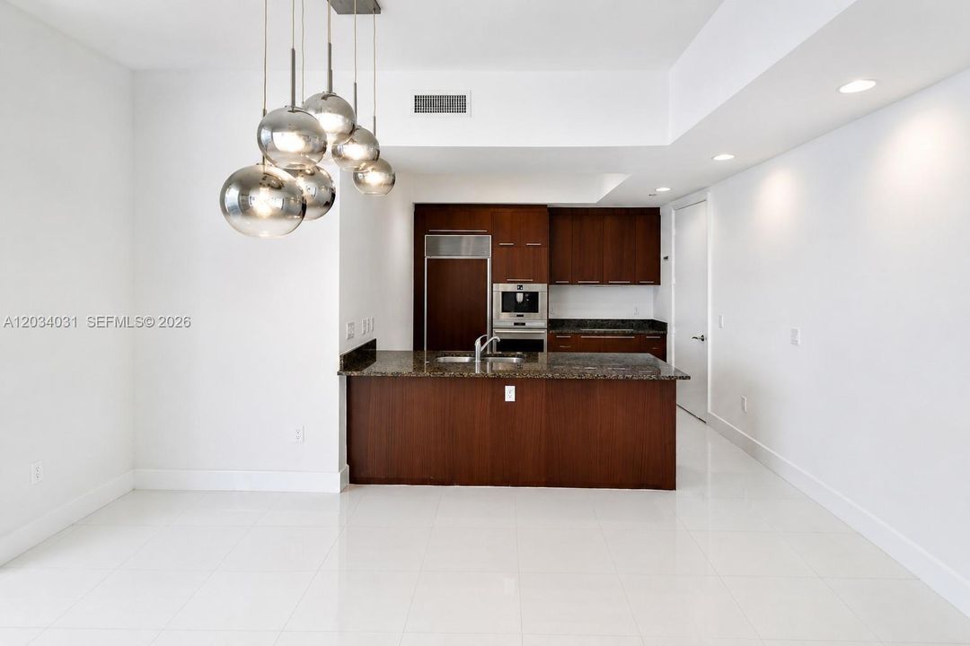 For Sale: $1,365,000 (2 beds, 2 baths, 1847 Square Feet)