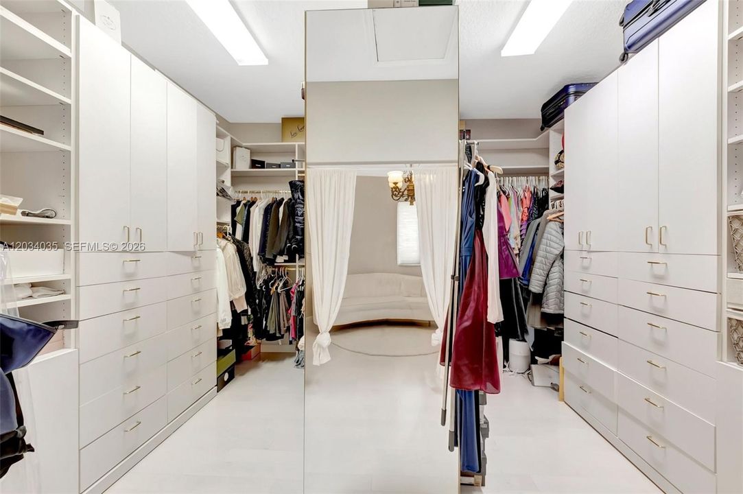 En Renta: $17,000 (5 camas, 4 baños, 3620 Pies cuadrados)