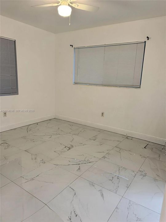 En Renta: $3,400 (3 camas, 2 baños, 988 Pies cuadrados)