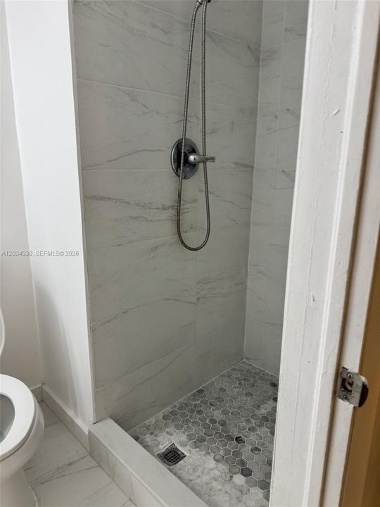 En Renta: $3,400 (3 camas, 2 baños, 988 Pies cuadrados)