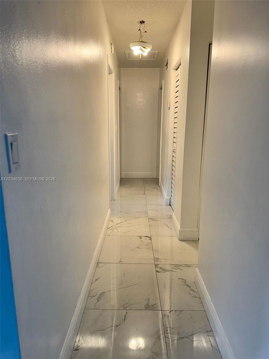 En Renta: $3,400 (3 camas, 2 baños, 988 Pies cuadrados)