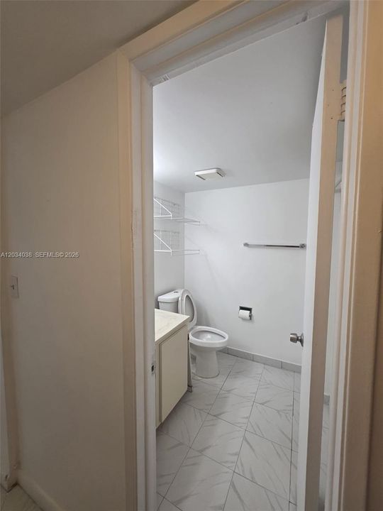 В аренду: $2,450 (2 спален, 2 ванн, 1000 Квадратных фут)