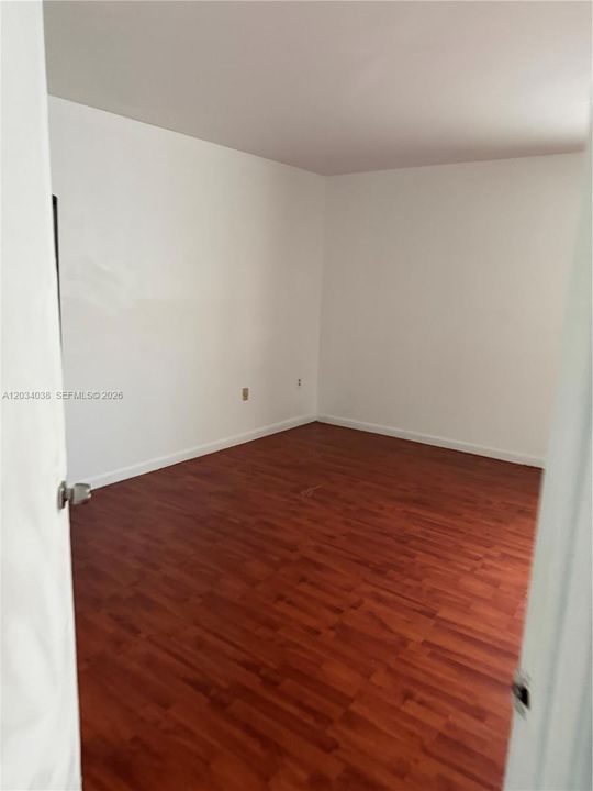 В аренду: $2,450 (2 спален, 2 ванн, 1000 Квадратных фут)