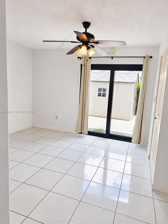 В аренду: $2,950 (3 спален, 2 ванн, 1378 Квадратных фут)