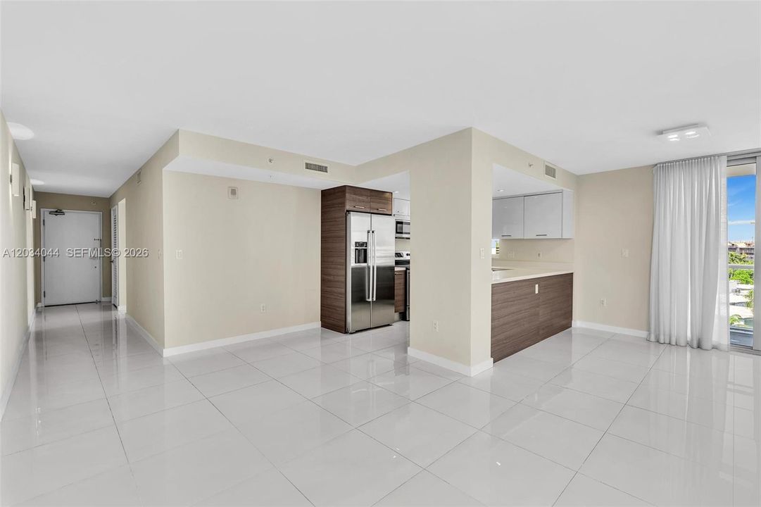 For Rent: $7,000 (2 beds, 2 baths, 1150 Square Feet)
