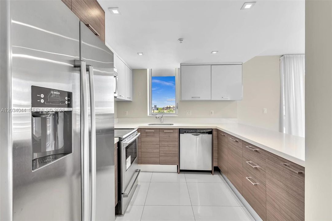 For Rent: $7,000 (2 beds, 2 baths, 1150 Square Feet)