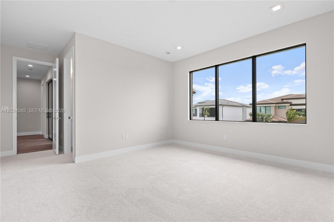 For Sale: $3,100,000 (5 beds, 5 baths, 0 Square Feet)