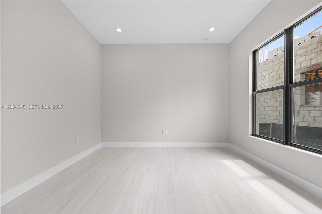 For Sale: $3,100,000 (5 beds, 5 baths, 0 Square Feet)