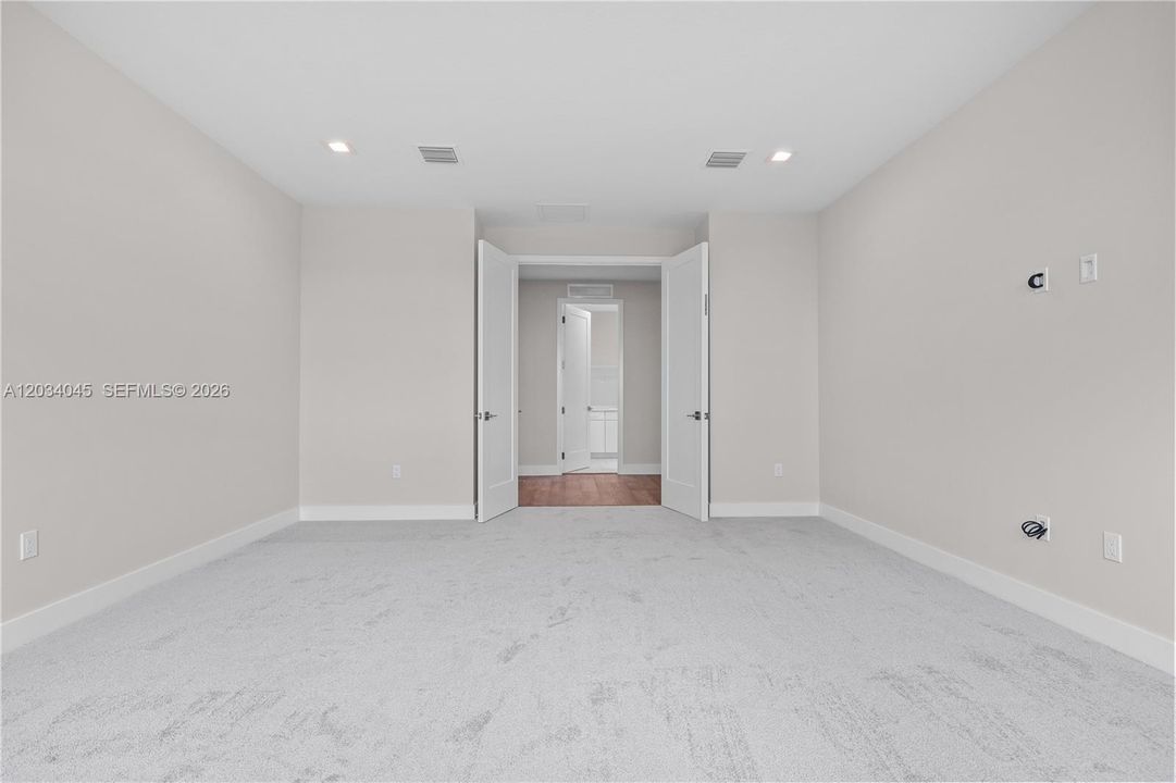 For Sale: $3,100,000 (5 beds, 5 baths, 0 Square Feet)