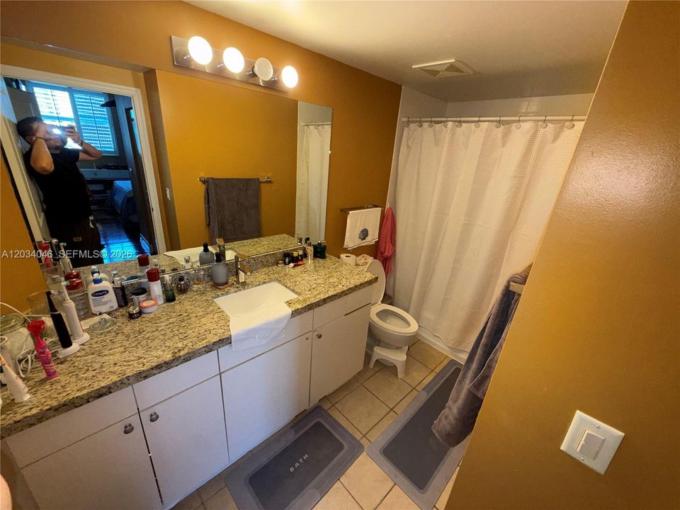 В аренду: $4,250 (2 спален, 2 ванн, 1322 Квадратных фут)