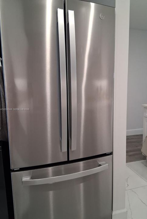 For Sale: $289,000 (2 beds, 2 baths, 1167 Square Feet)