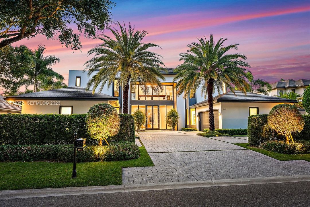 For Sale: $11,000,000 (4 beds, 4 baths, 5913 Square Feet)
