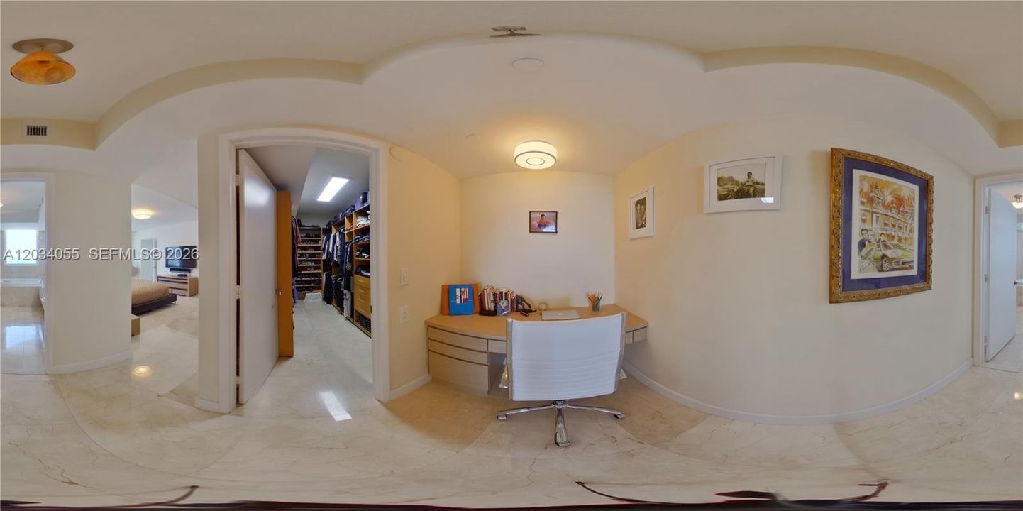 For Sale: $1,575,000 (2 beds, 2 baths, 1583 Square Feet)