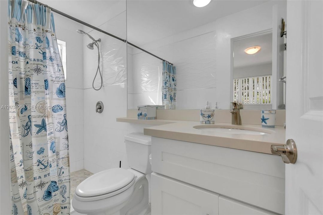 For Sale: $530,000 (3 beds, 2 baths, 1106 Square Feet)