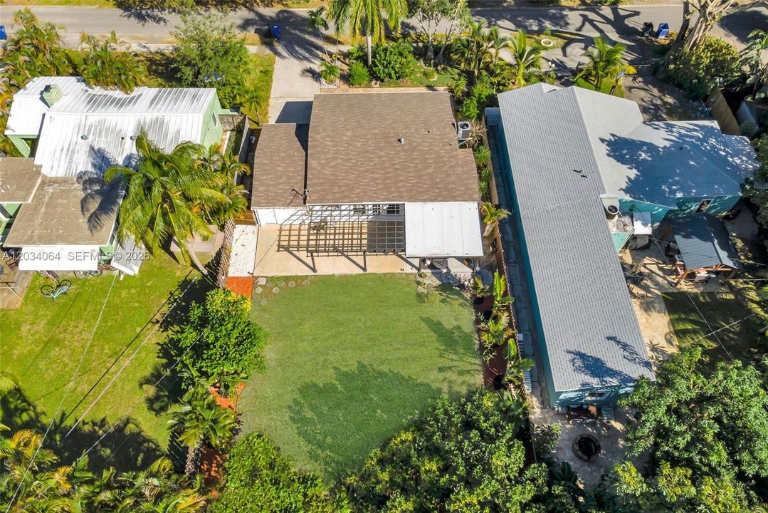 For Sale: $530,000 (3 beds, 2 baths, 1106 Square Feet)
